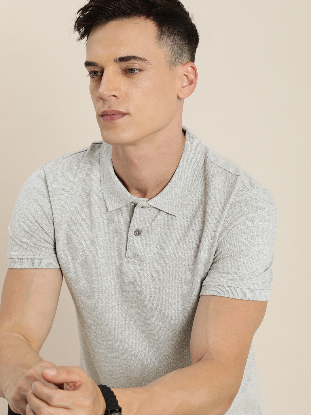 

encore by INVICTUS Men Grey Solid Polo Collar T-shirt