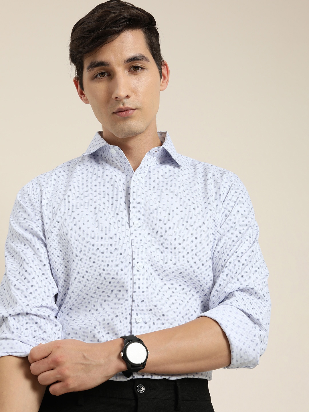 

encore by INVICTUS Men Blue Printed French Placket Easy Iron Casual Shirt