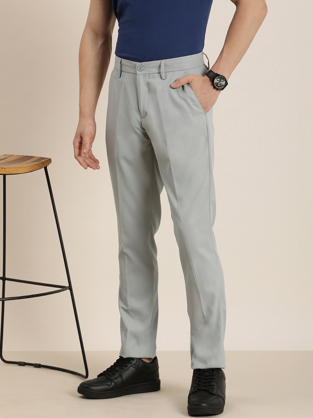 

encore by INVICTUS Men Mid-Rise Trousers, Grey