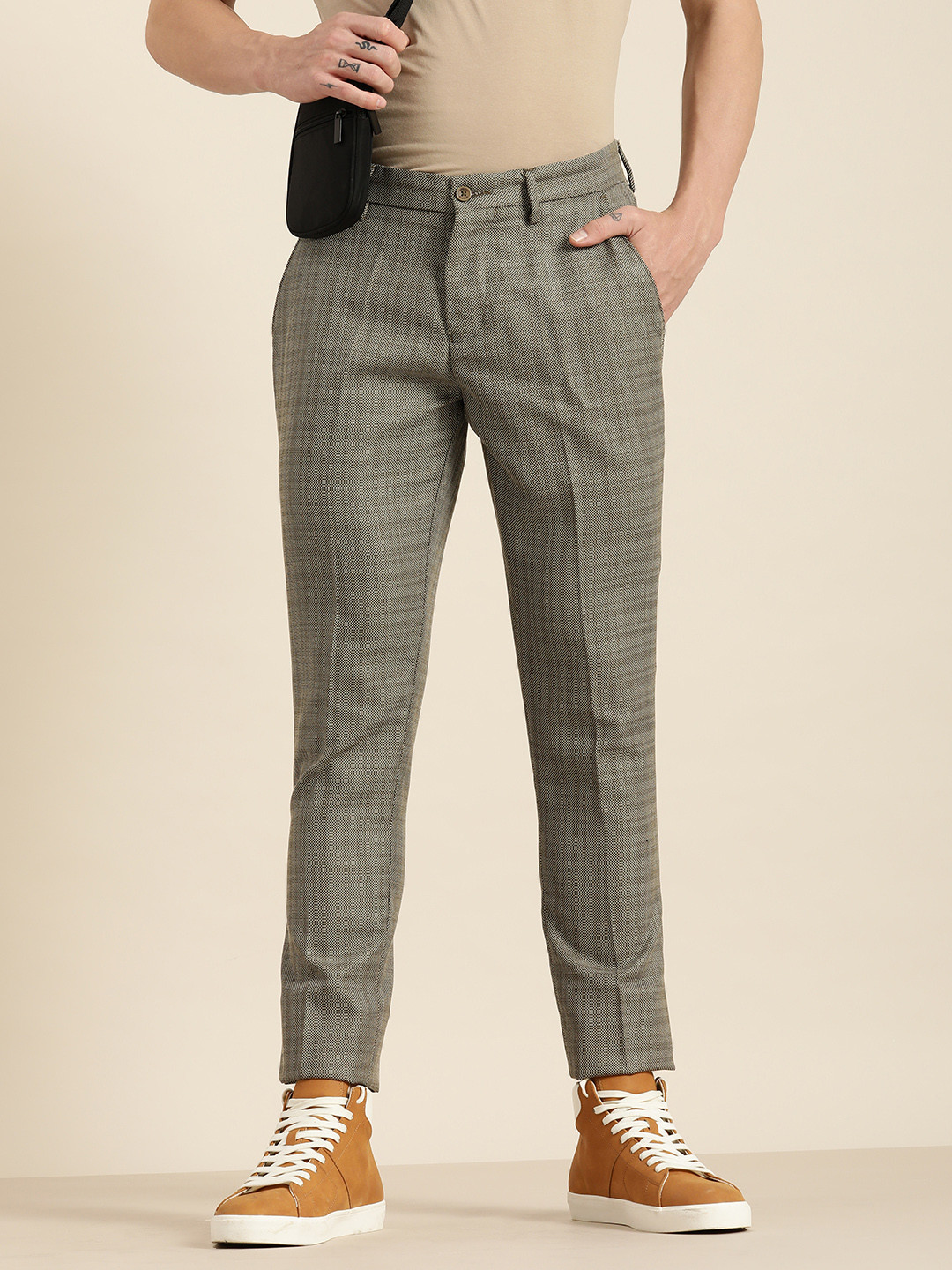 

encore by INVICTUS Men Blue Self Design Regular Trousers