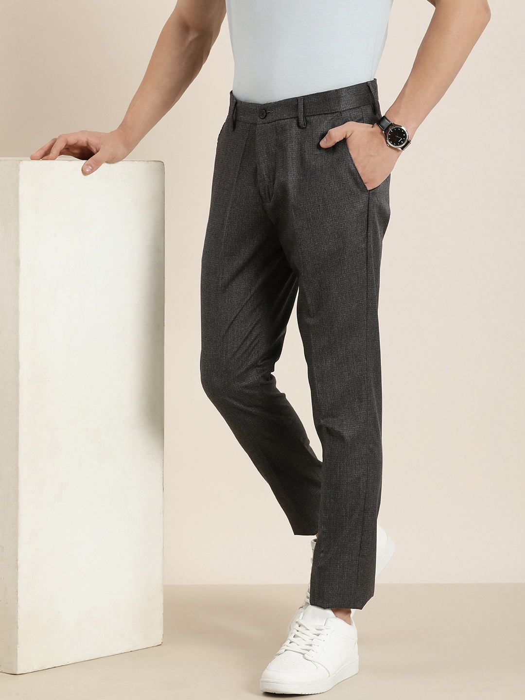 

encore by INVICTUS Men Checked Casual Trousers, Charcoal