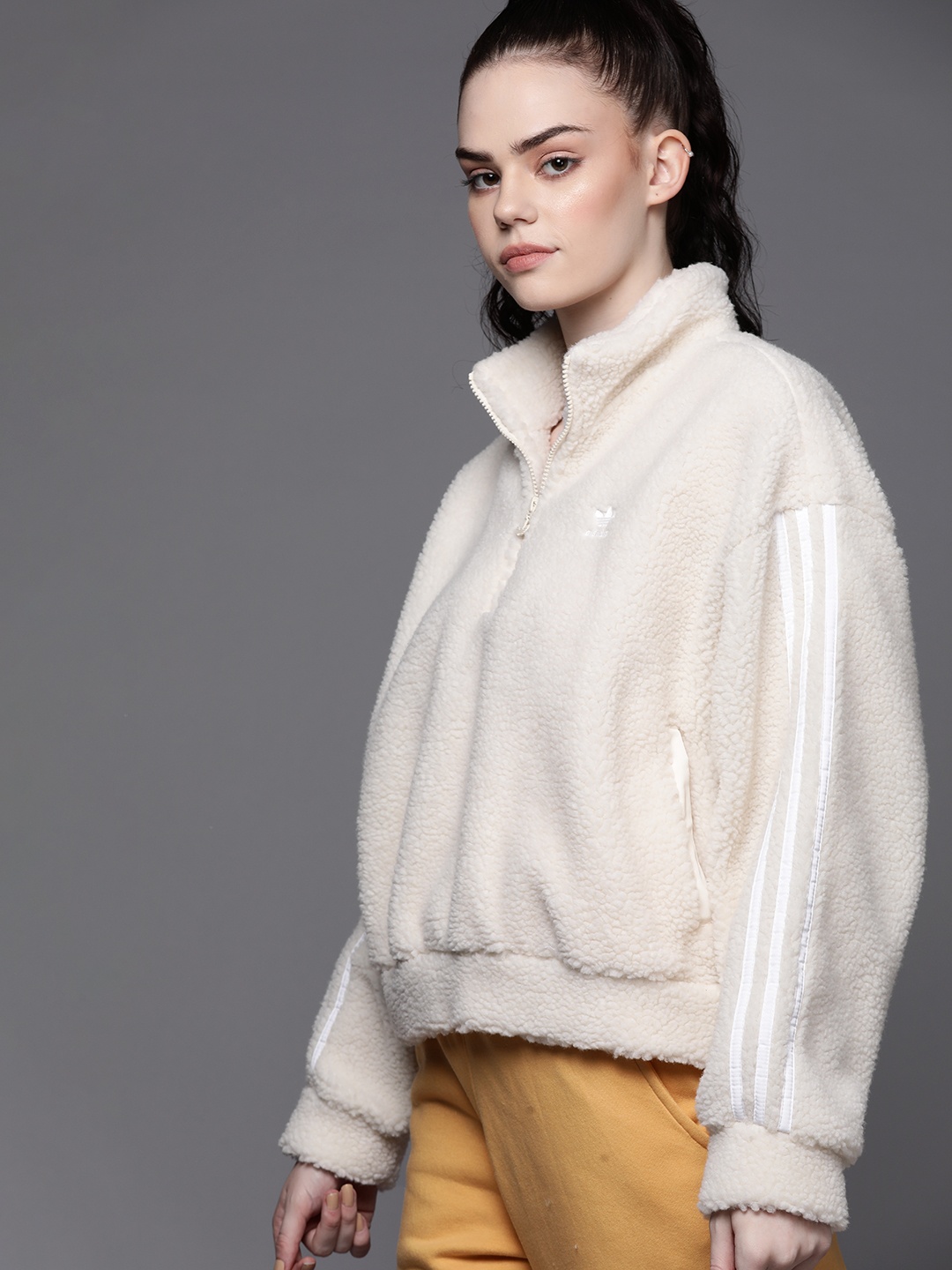 

ADIDAS Originals Women Off White Adicolor Classics Half-Zip Fleece Oversized Sweatshirt