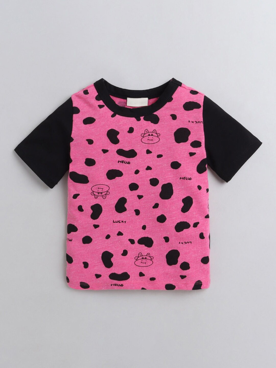 

Hopscotch Boys Pink Printed Applique T-shirt