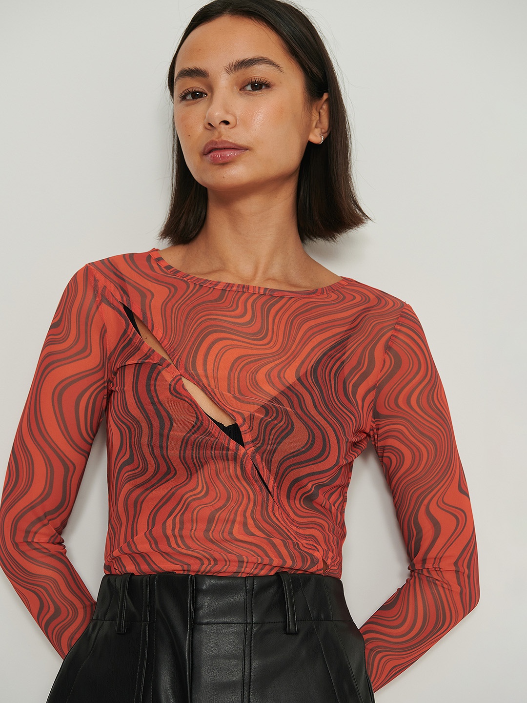 

NA-KD Orange & Black Printed Cut-Out Detail Top