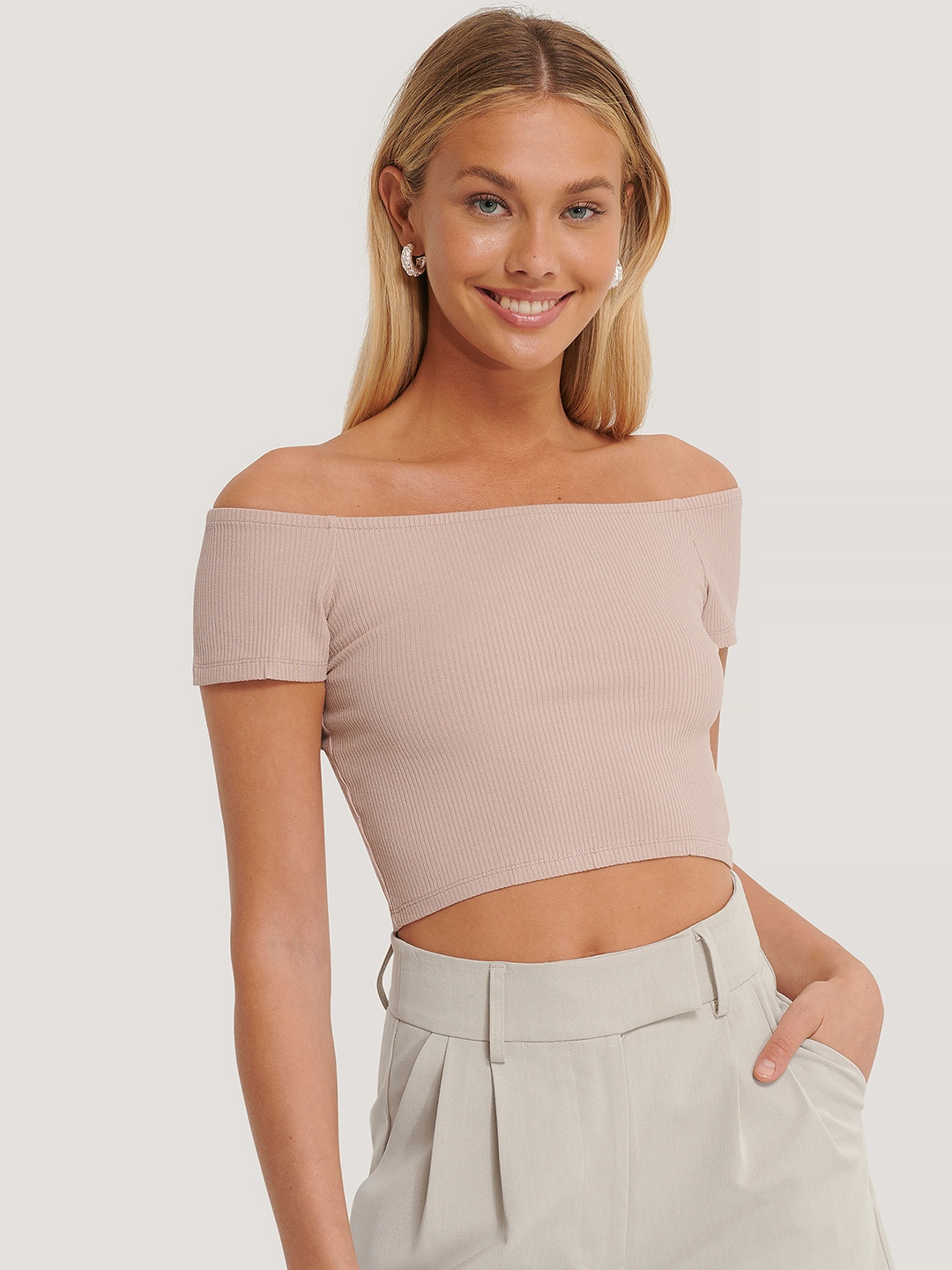 

NA-KD Pink Off-Shoulder Bardot Crop Top