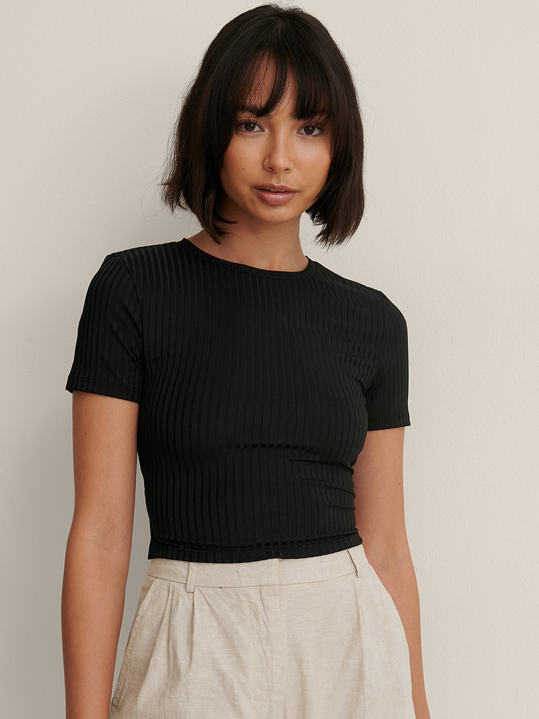 

NA-KD Black Solid Ribbed Top