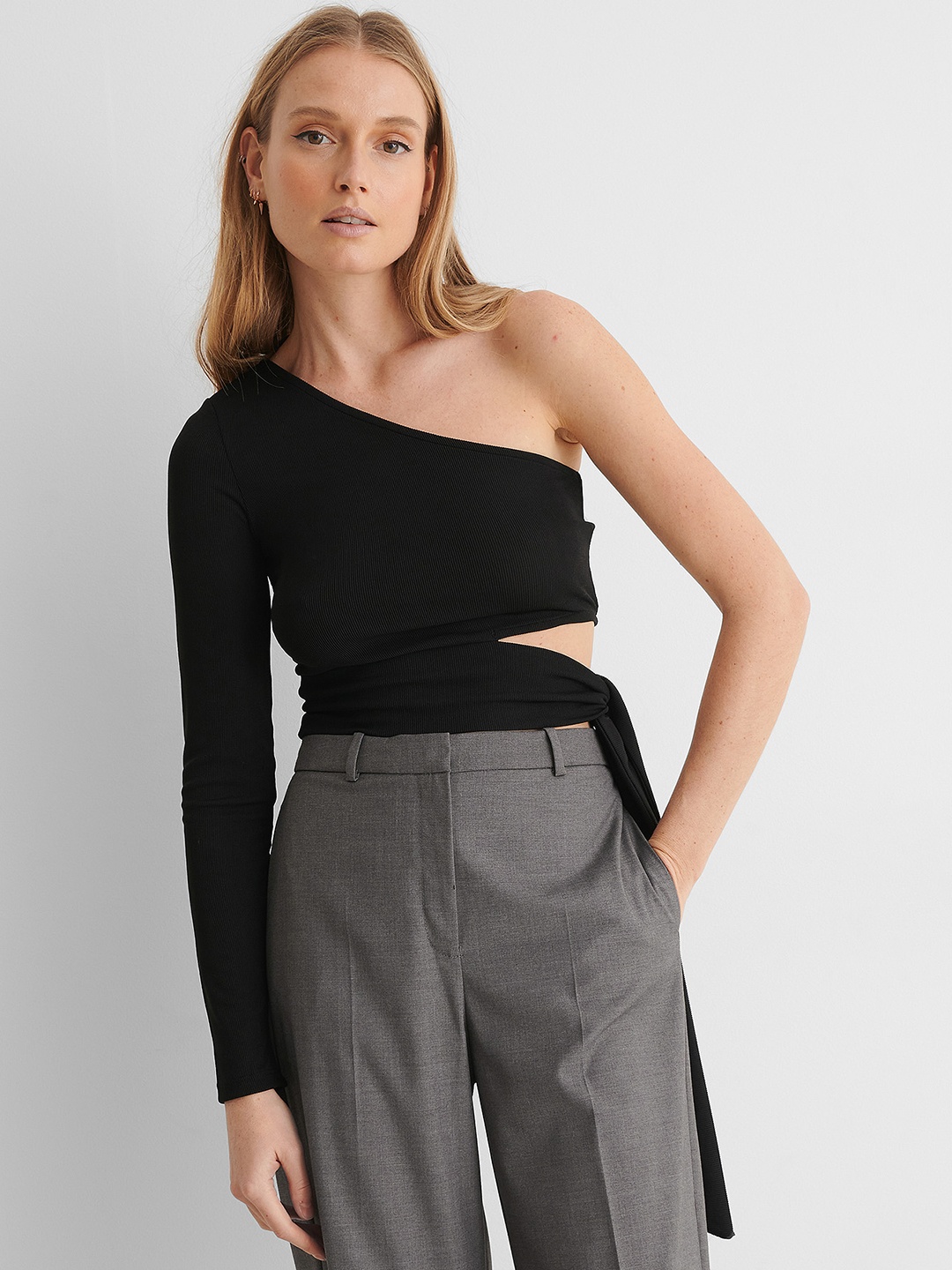 

NA-KD Women Black One Shoulder Top