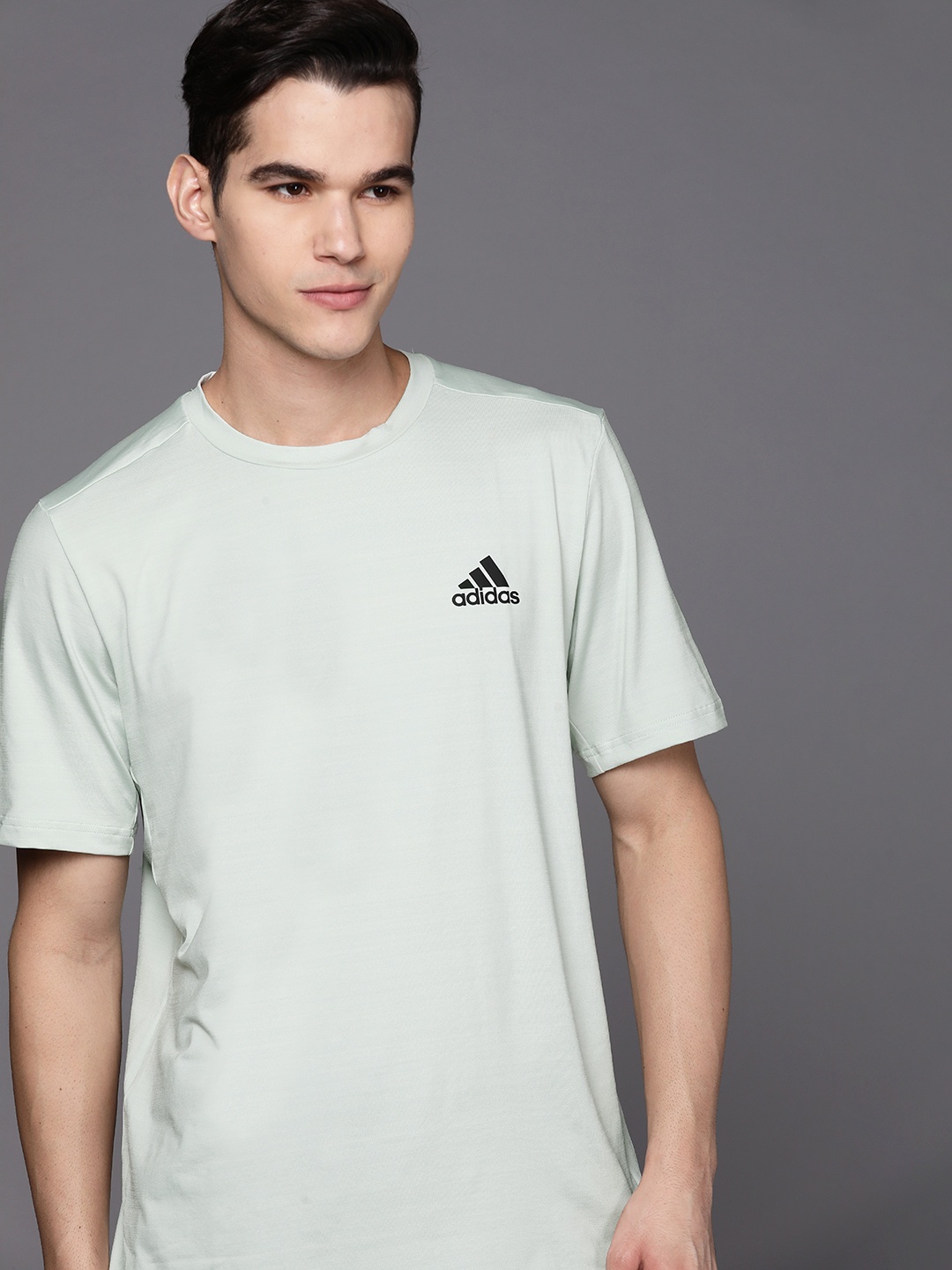 

ADIDAS Men Green HT EL Brand Logo Printed T-shirt