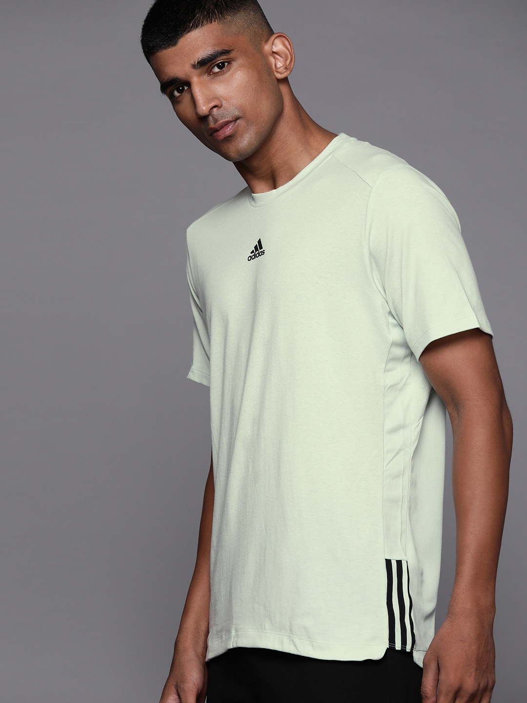 

ADIDAS Men Green Motion Solid Training T-shirt