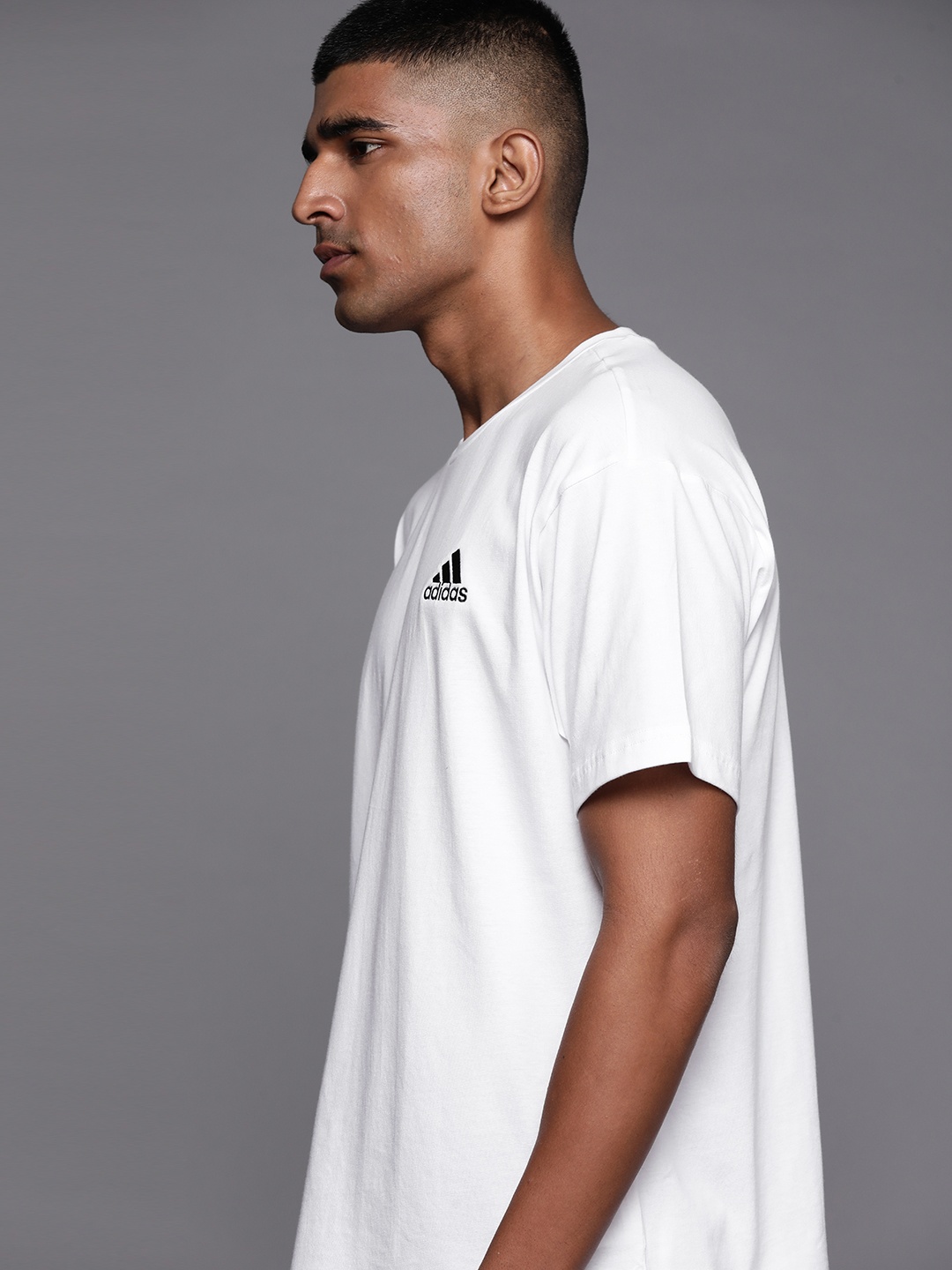 

ADIDAS Men White SL Solid Oversized T-shirt