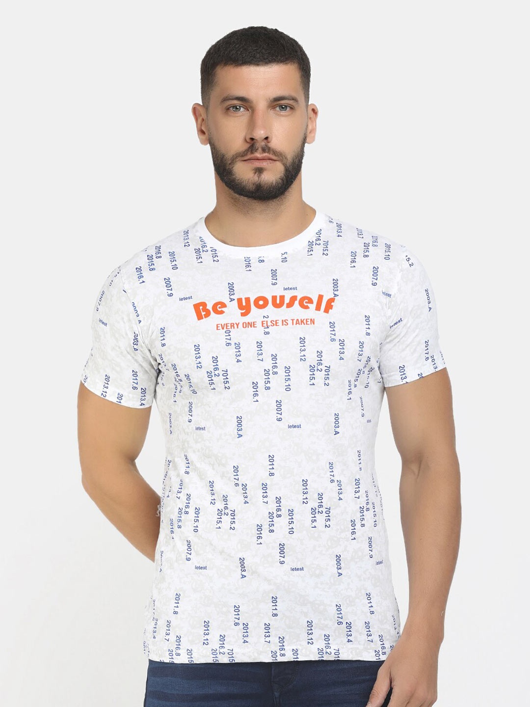 

V-Mart Men White Typography Printed T-shirt