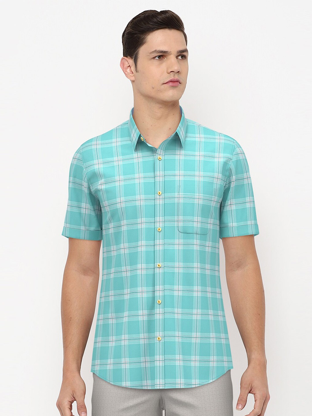 

Peter England Casuals Men Green Slim Fit Checked Casual Shirt