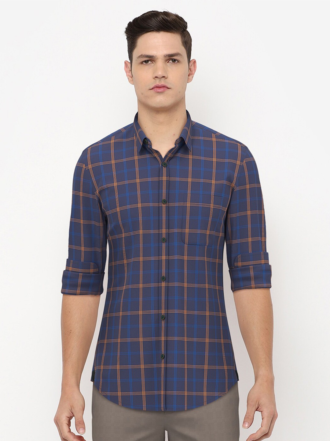 

Peter England Casuals Men Blue Slim Fit Tartan Checks Checked Casual Shirt