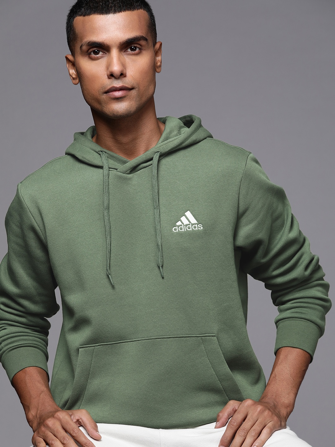 

ADIDAS Men Olive Green Solid Essentials Fleece Hooded Sweatshirt