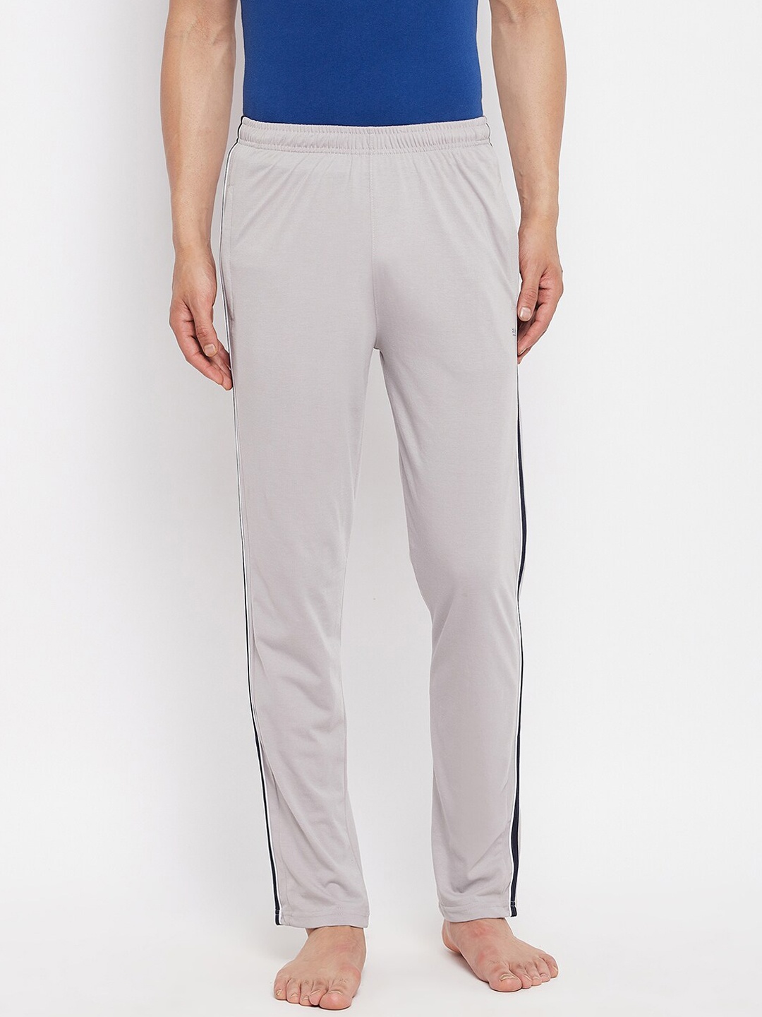 

Okane Men Grey Solid Lounge Pants