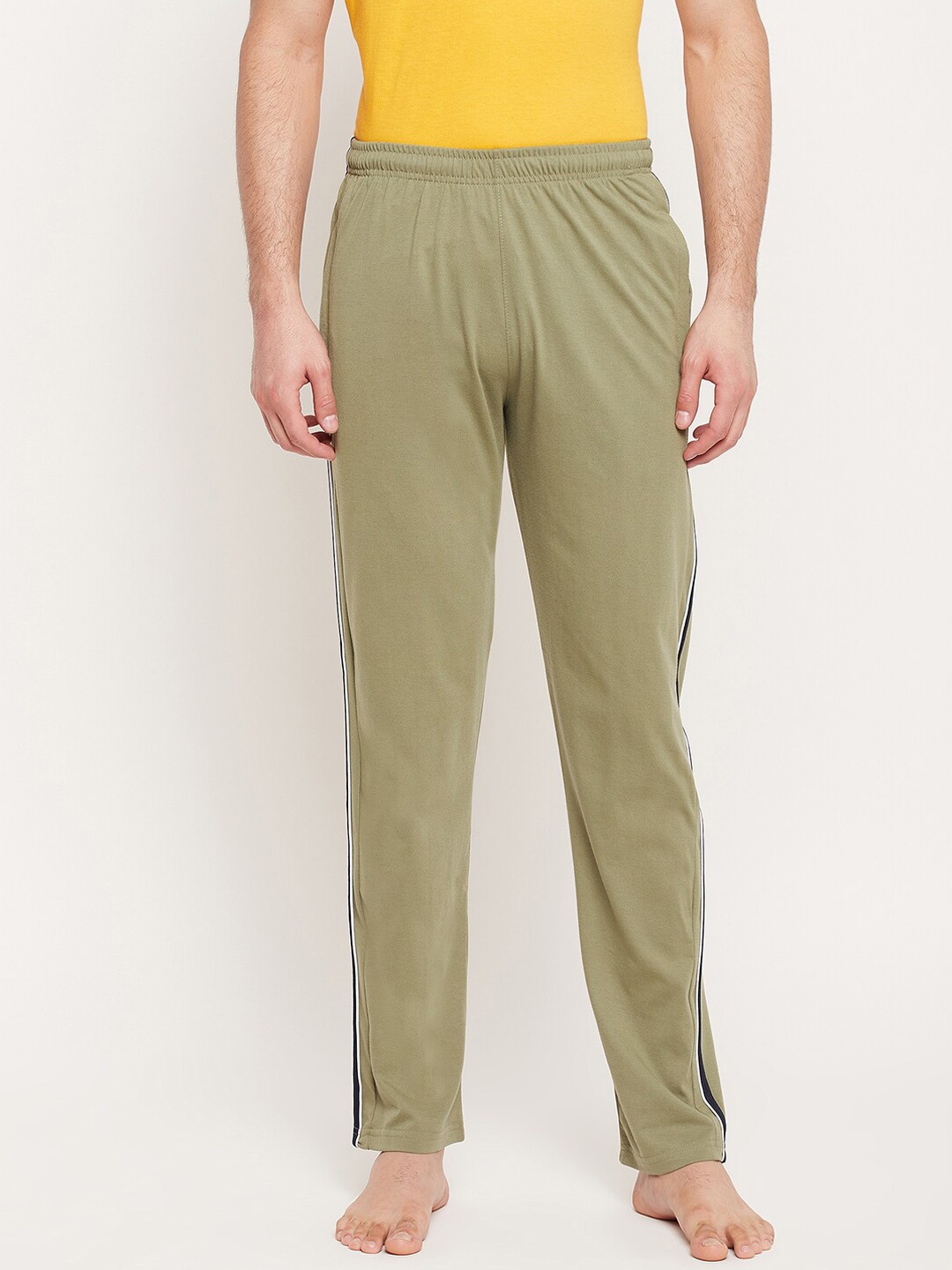 

Okane Men Olive Green Solid Lounge Pants