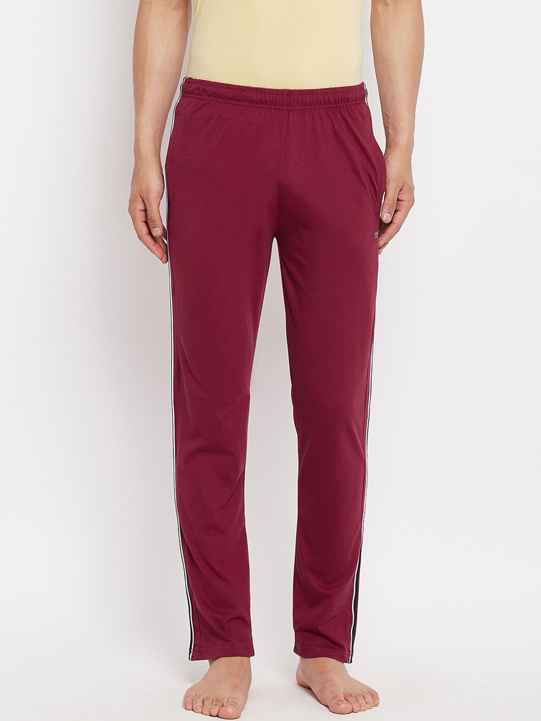 

Okane Men Red Solid Lounge Pants