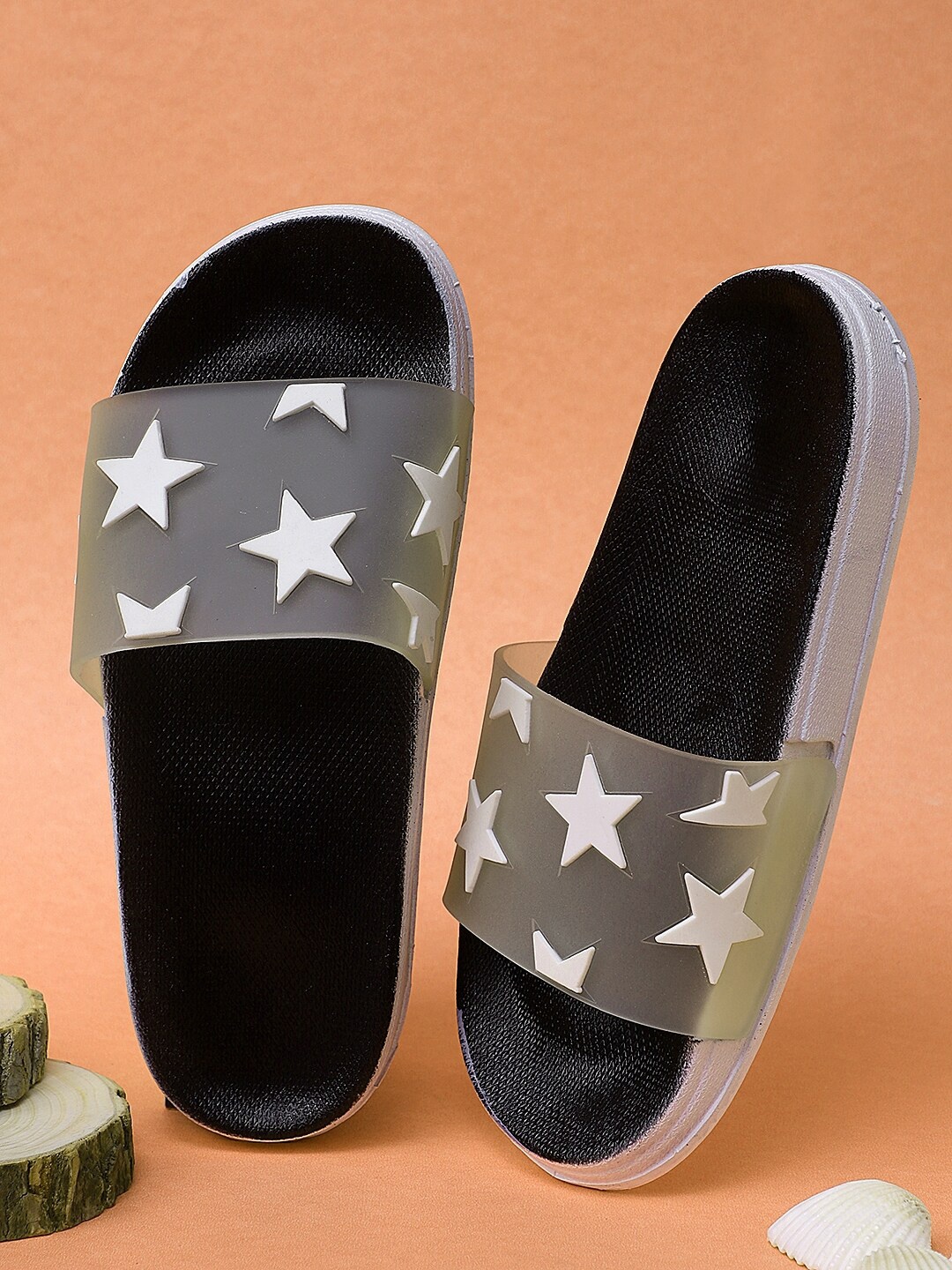 

Pampy Angel Women Black & White Printed Rubber Sliders