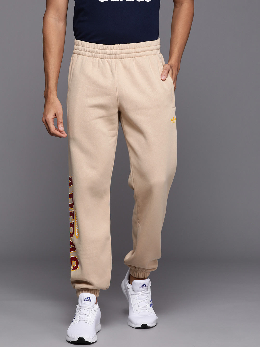 

ADIDAS Originals Men Beige Relaxed Fit Printed Sweat Joggers
