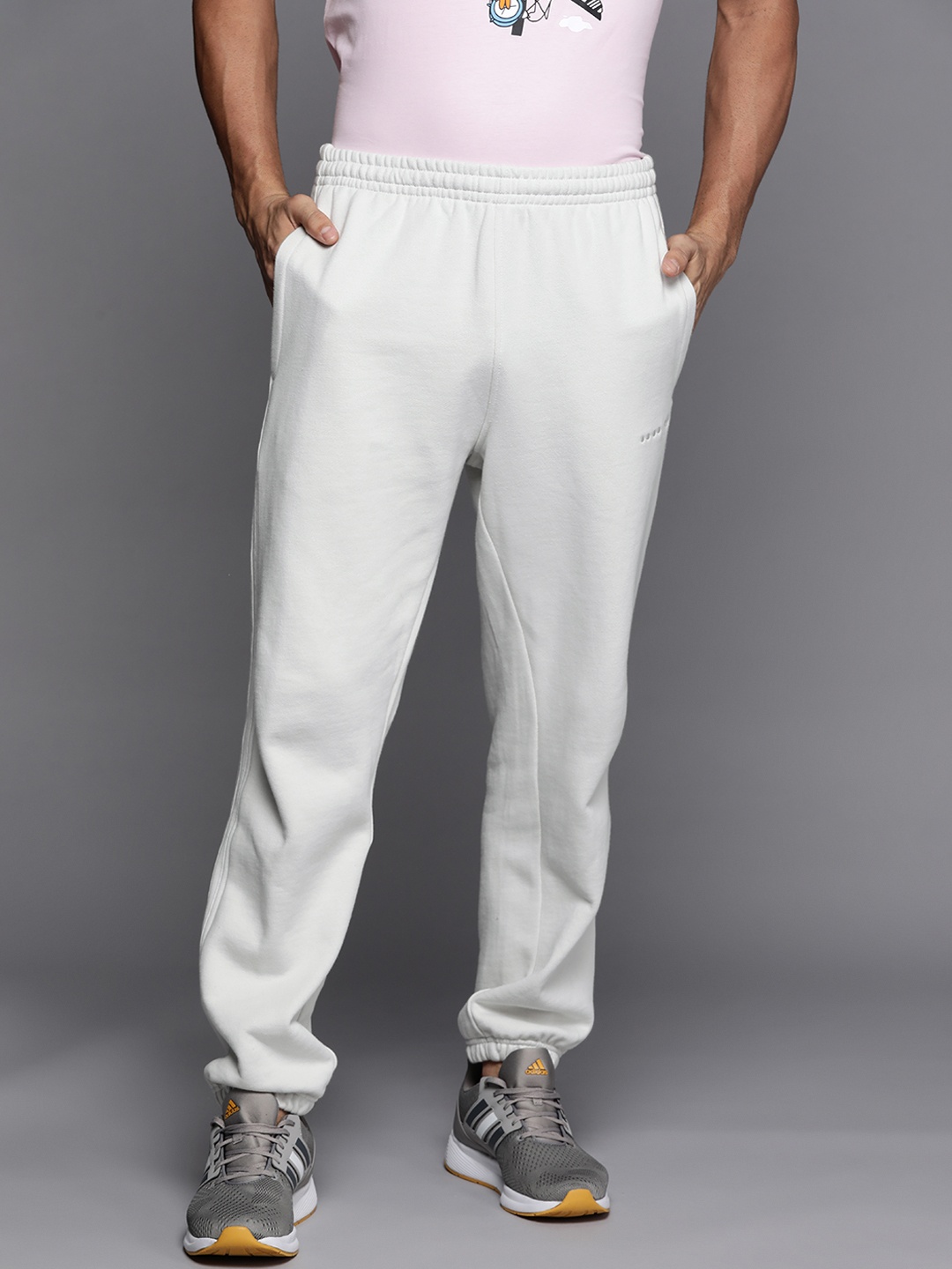 

ADIDAS Originals Men Grey Pure Cotton Solid Side Striped Detail Track Pants