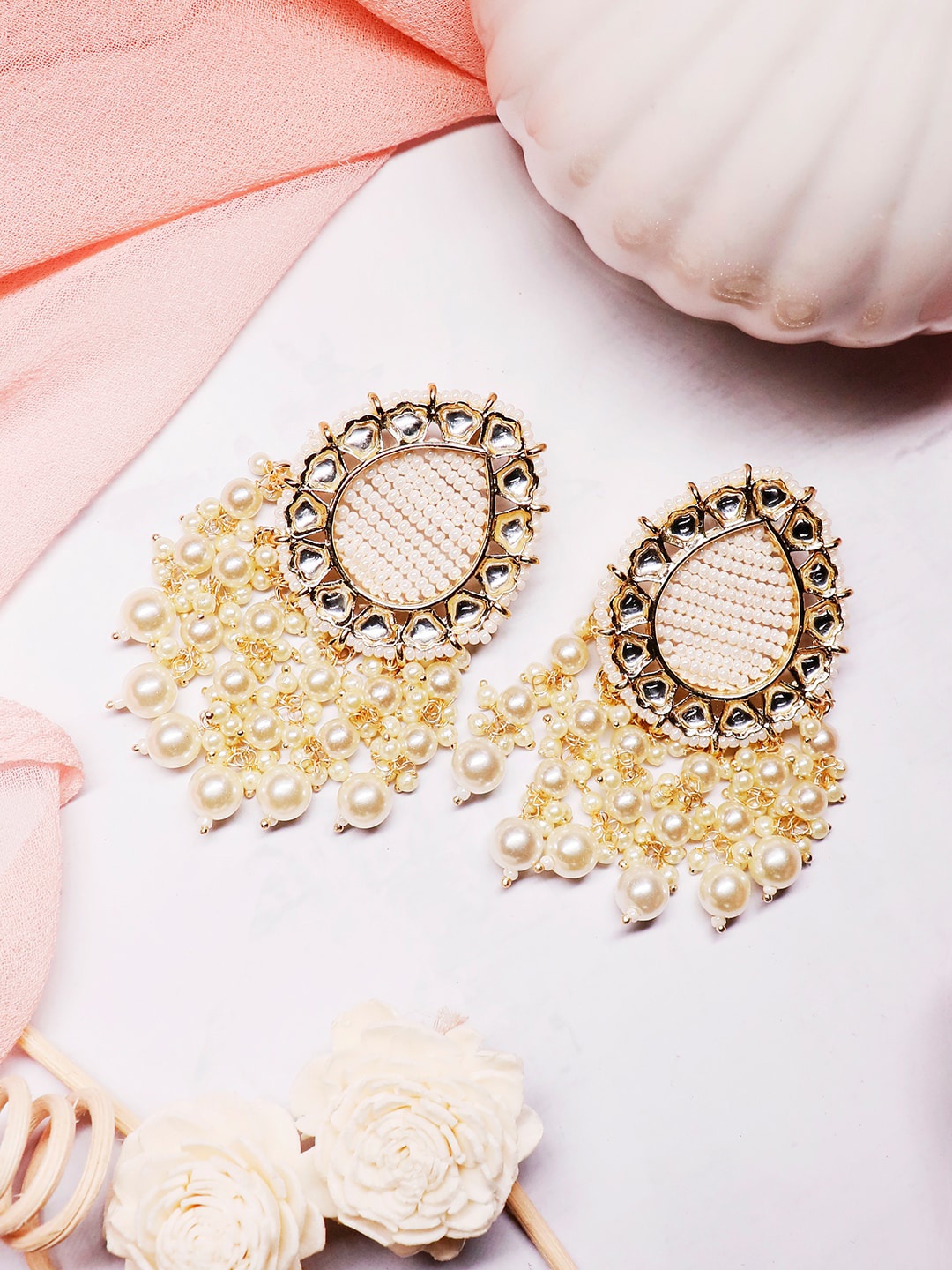 

Ishhaara Gold-Toned Oval Studs Earrings