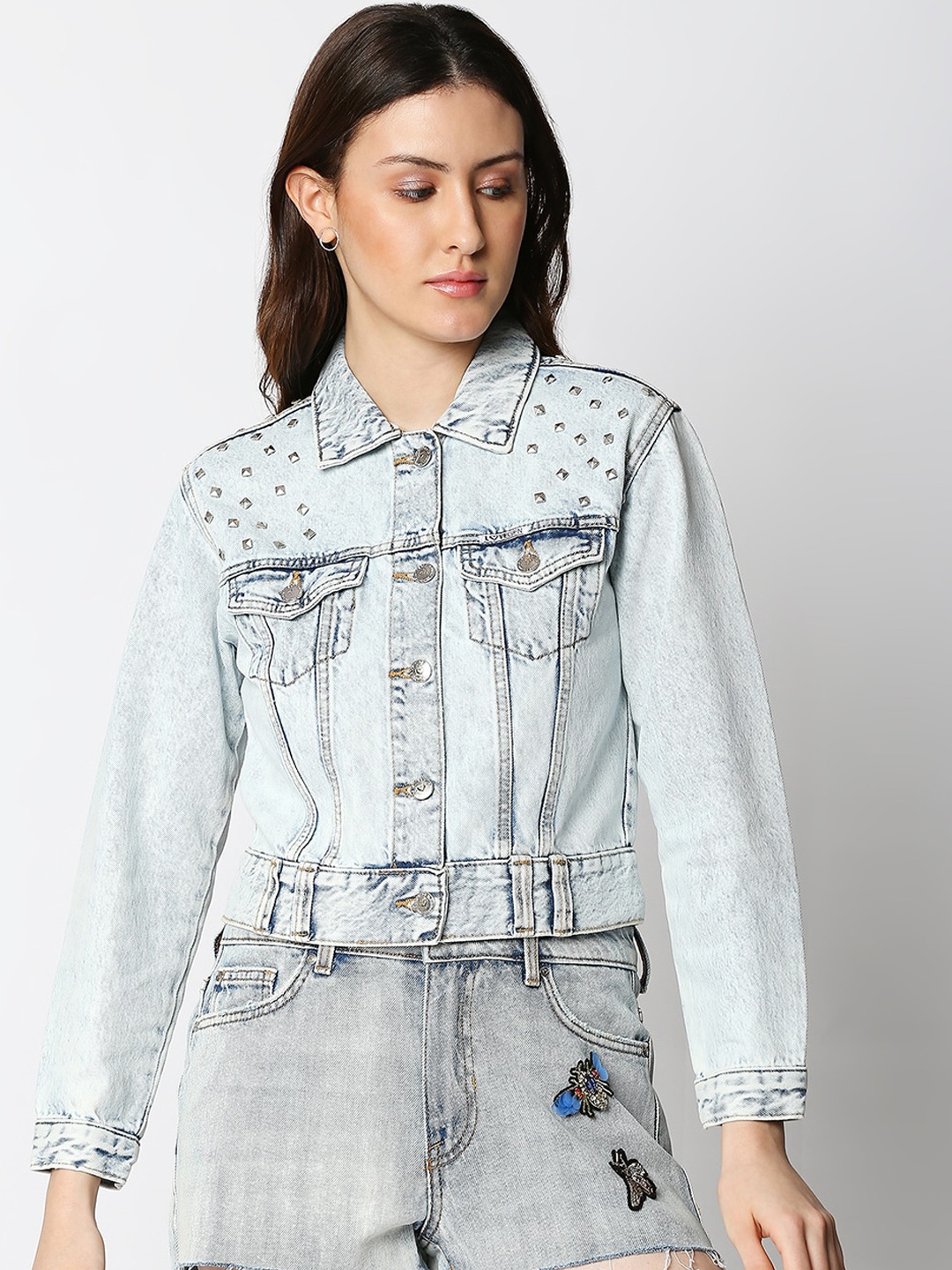 

LOVEGEN Women Blue Washed Checked Crop Denim Jacket