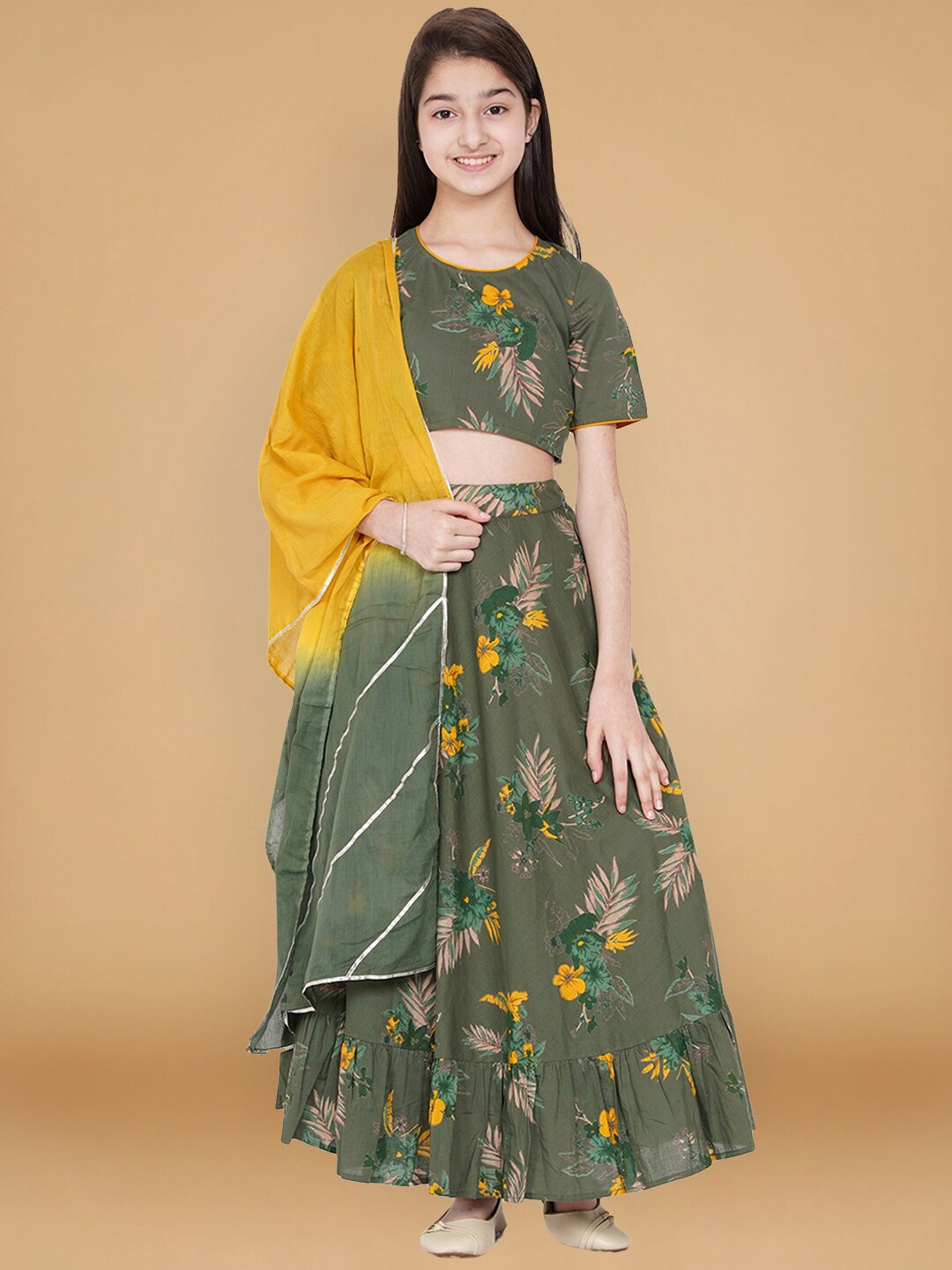 

titliyan Girls Green & Yellow Printed Ready to Wear Lehenga & Blouse With Dupatta