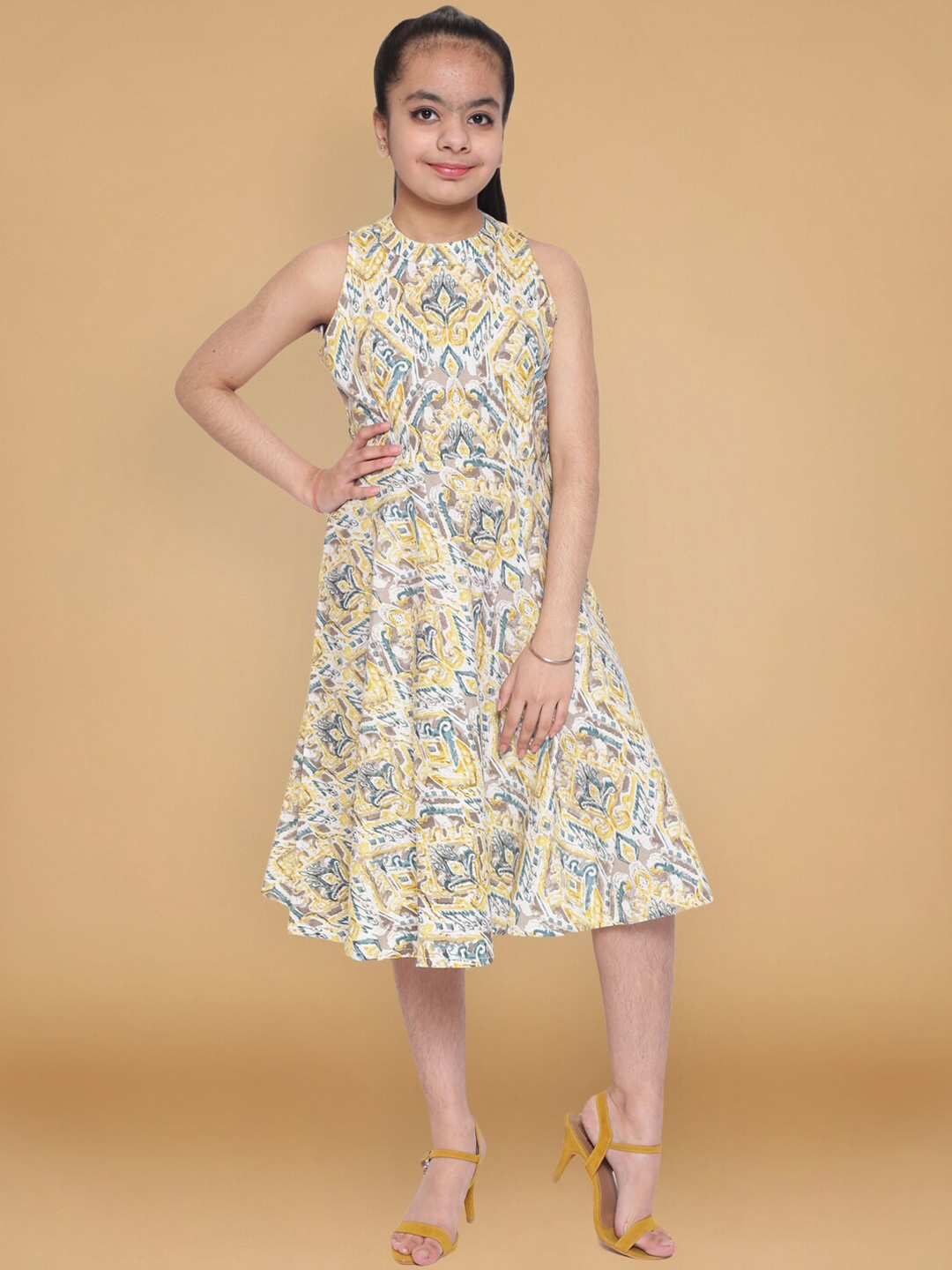 

titliyan Cream-Coloured Floral A-Line Midi Dress