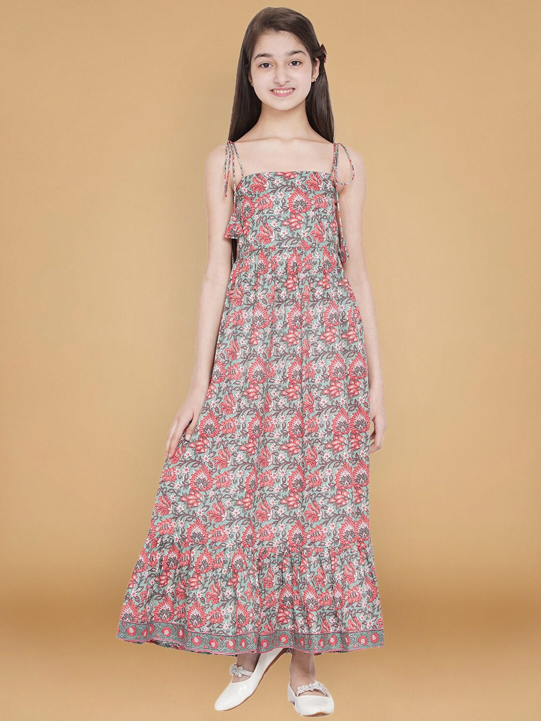 

titliyan Blue Floral Maxi Dress