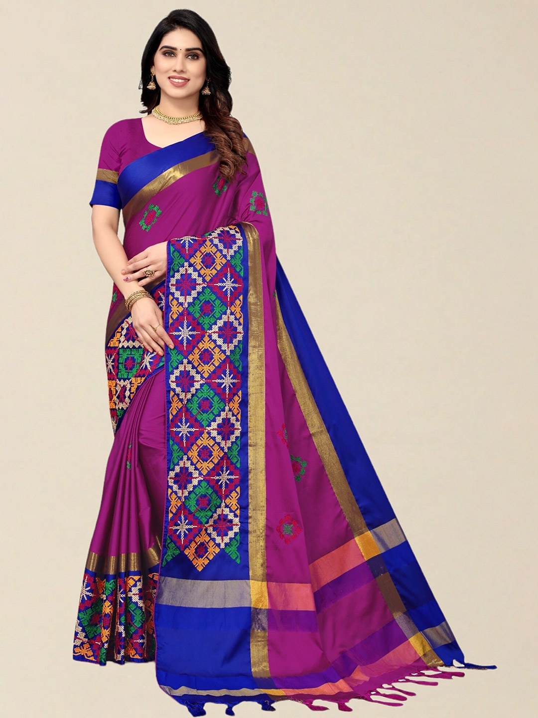 

SERONA FABRICS Pink & Blue Embellished Kutchi Embroidery Silk Cotton Saree