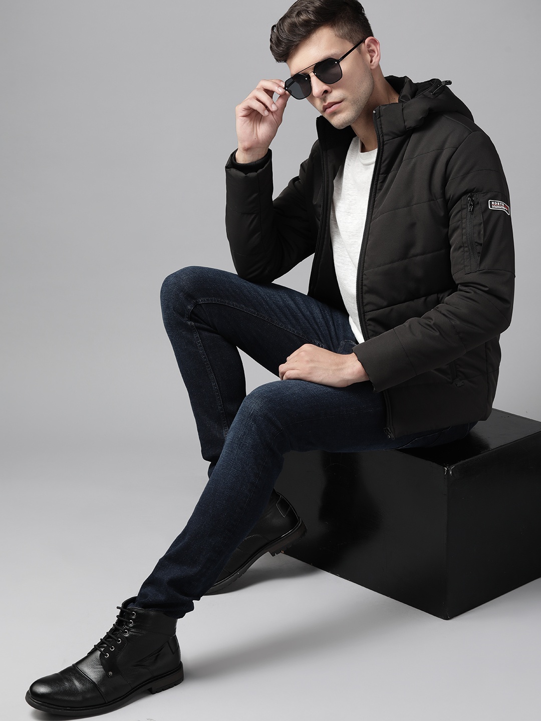 

The Roadster Lifestyle Co. Men Black Detachable Hooded Padded Jacket