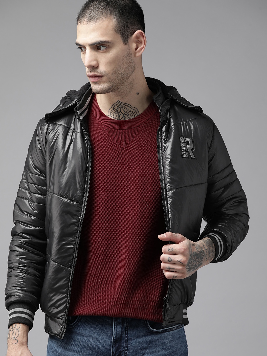 

The Roadster Lifestyle Co. Men Black Solid Padded Jacket