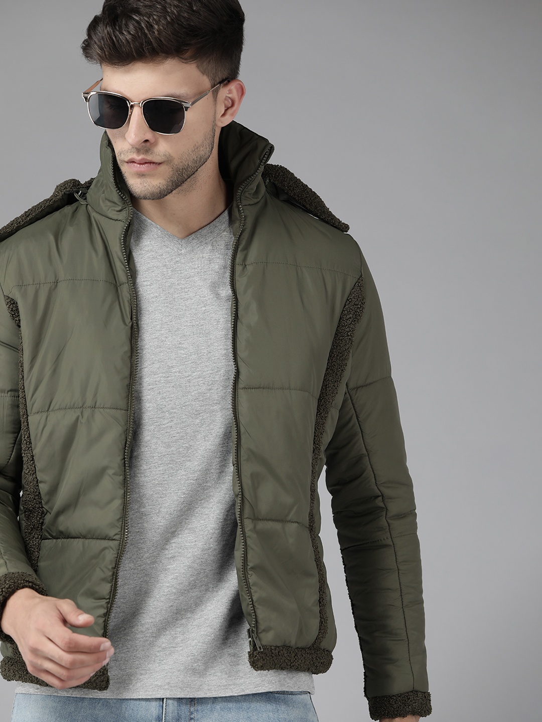 

Roadster Men Olive Green Solid Padded Jacket