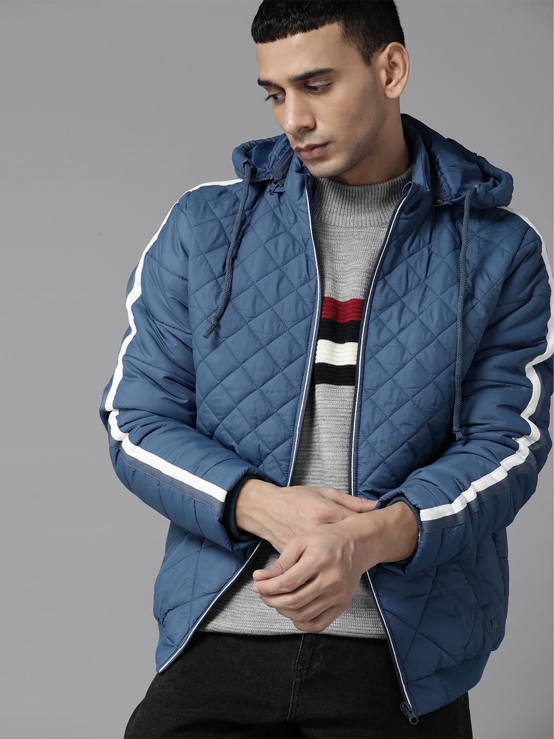 

The Roadster Lifestyle Co. Men Teal Blue Solid Quilted Jacket with Detachable Hood