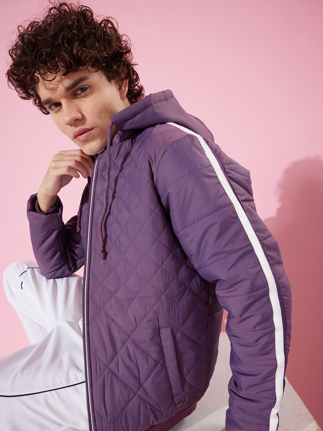 

The Roadster Lifestyle Co. Men Purple Solid Hooded Quilted Jacket