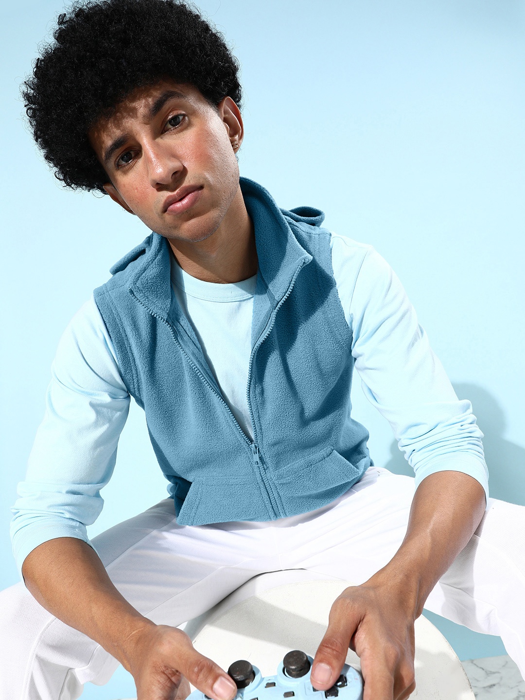 

The Roadster Lifestyle Co. Men Blue Solid Sleeveless Hooded Tailored Jacket