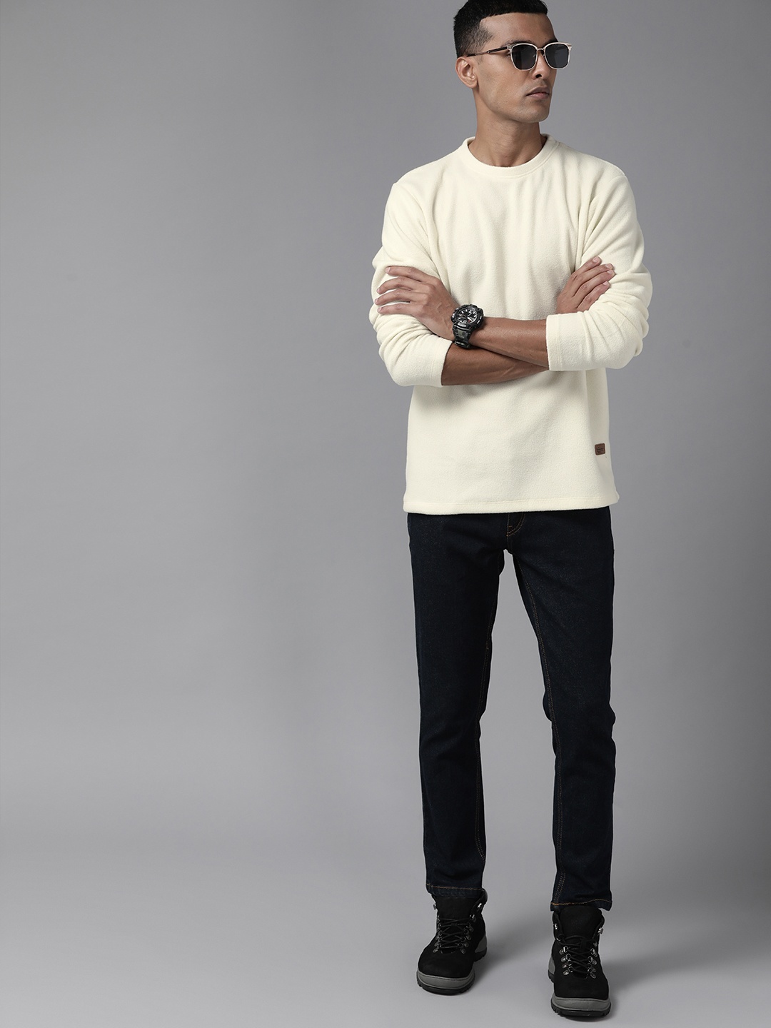 

Roadster Men Off White Sweatshirt