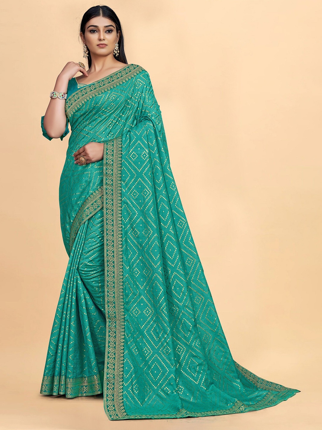

TEREZA Turquoise Blue & Gold-Toned Bandhani Silk Blend Bandhani Saree