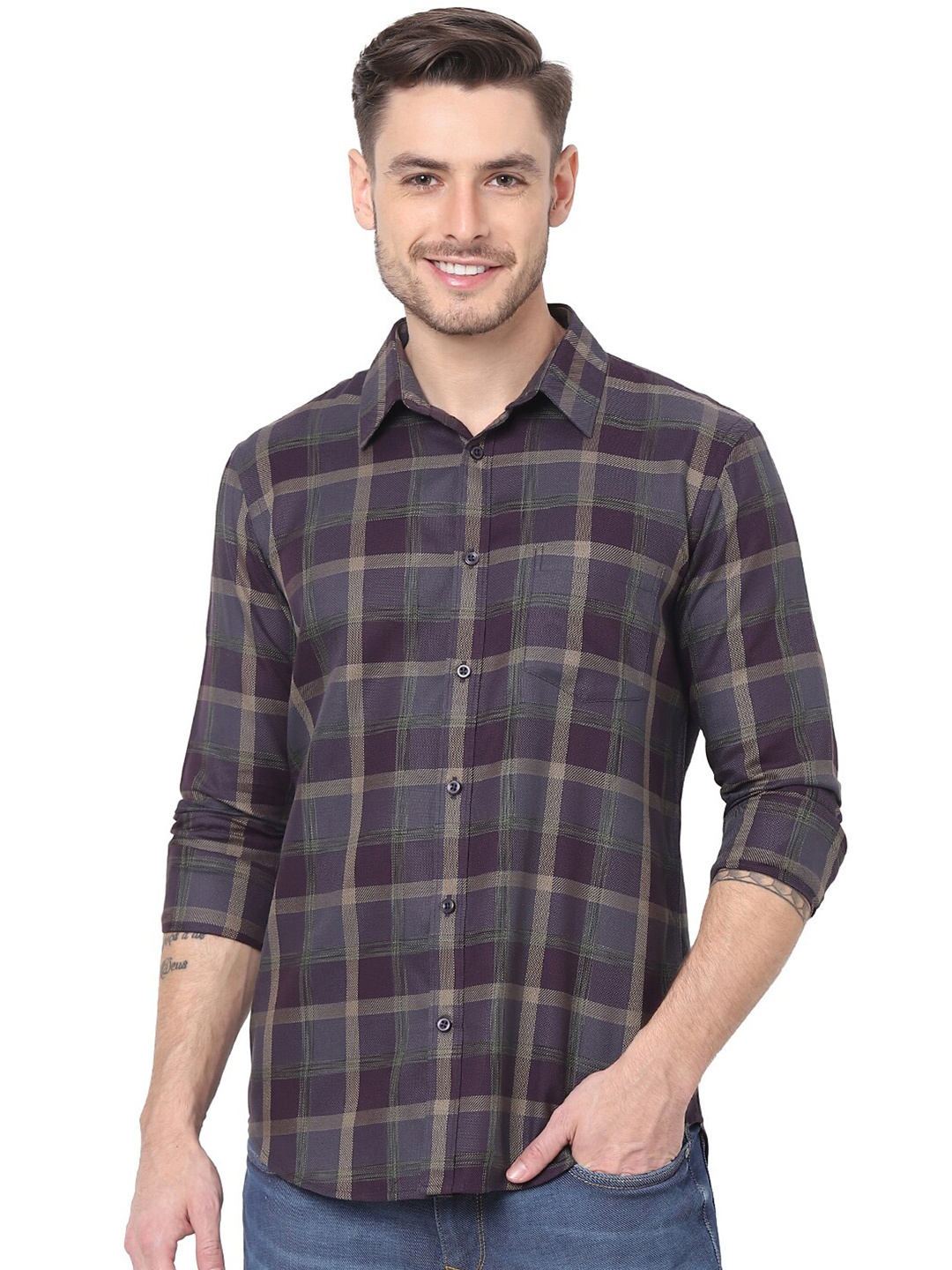

Celio Men Red Checked Casual Shirt
