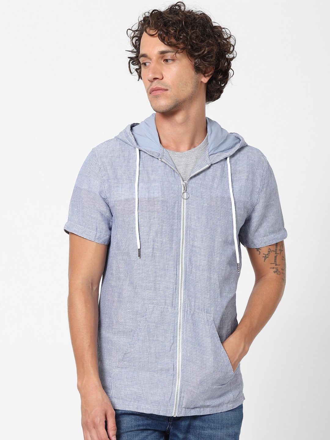 

Celio Men Blue Striped Casual Shirt