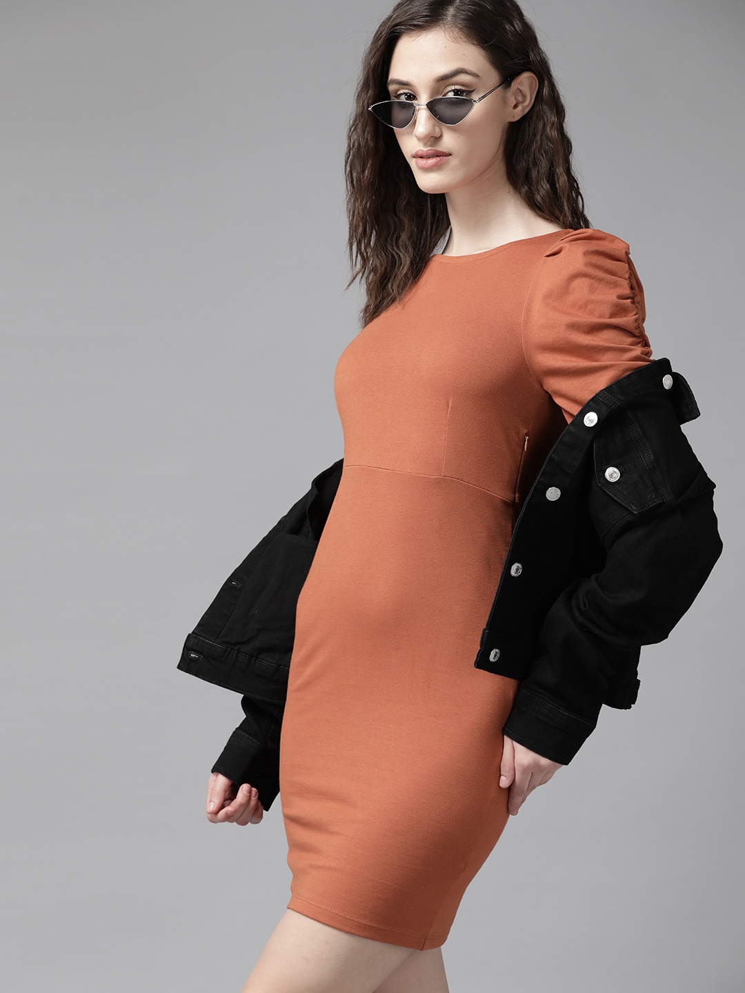 

The Roadster Lifestyle Co. Rust Orange Solid Puff Sleeves Sheath Dress