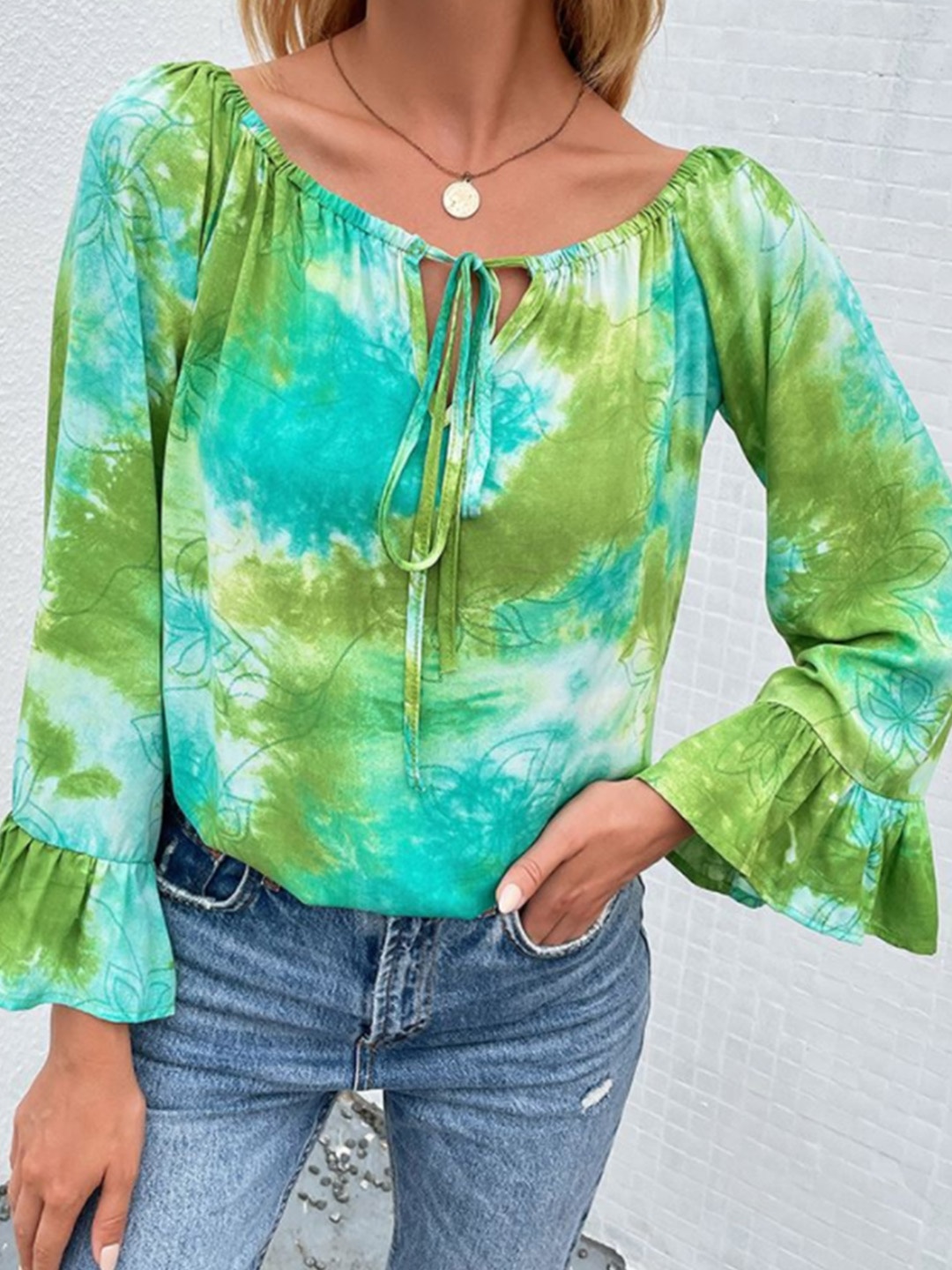 

URBANIC Blue & Green Tie and Dye Tie-Up Neck Top