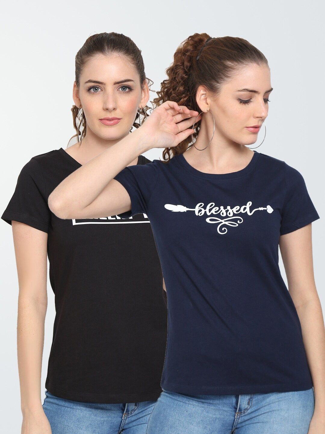 

UnaOne Women Black 2 Extended Sleeves Slim Fit Yoga T-shirt