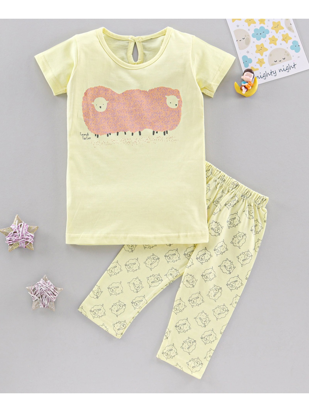 

The Boo Club Girls Yellow & Peach-Coloured Printed Night suit