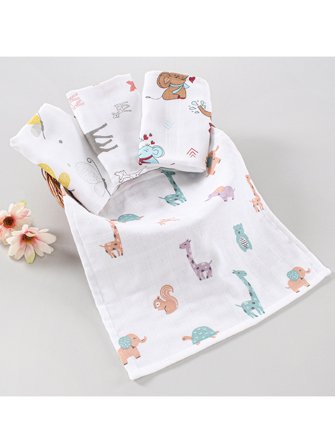 

The Boo Boo Club Kids Pack Of 4 170 GSM Printed Sustainable Cotton Face Towels, White