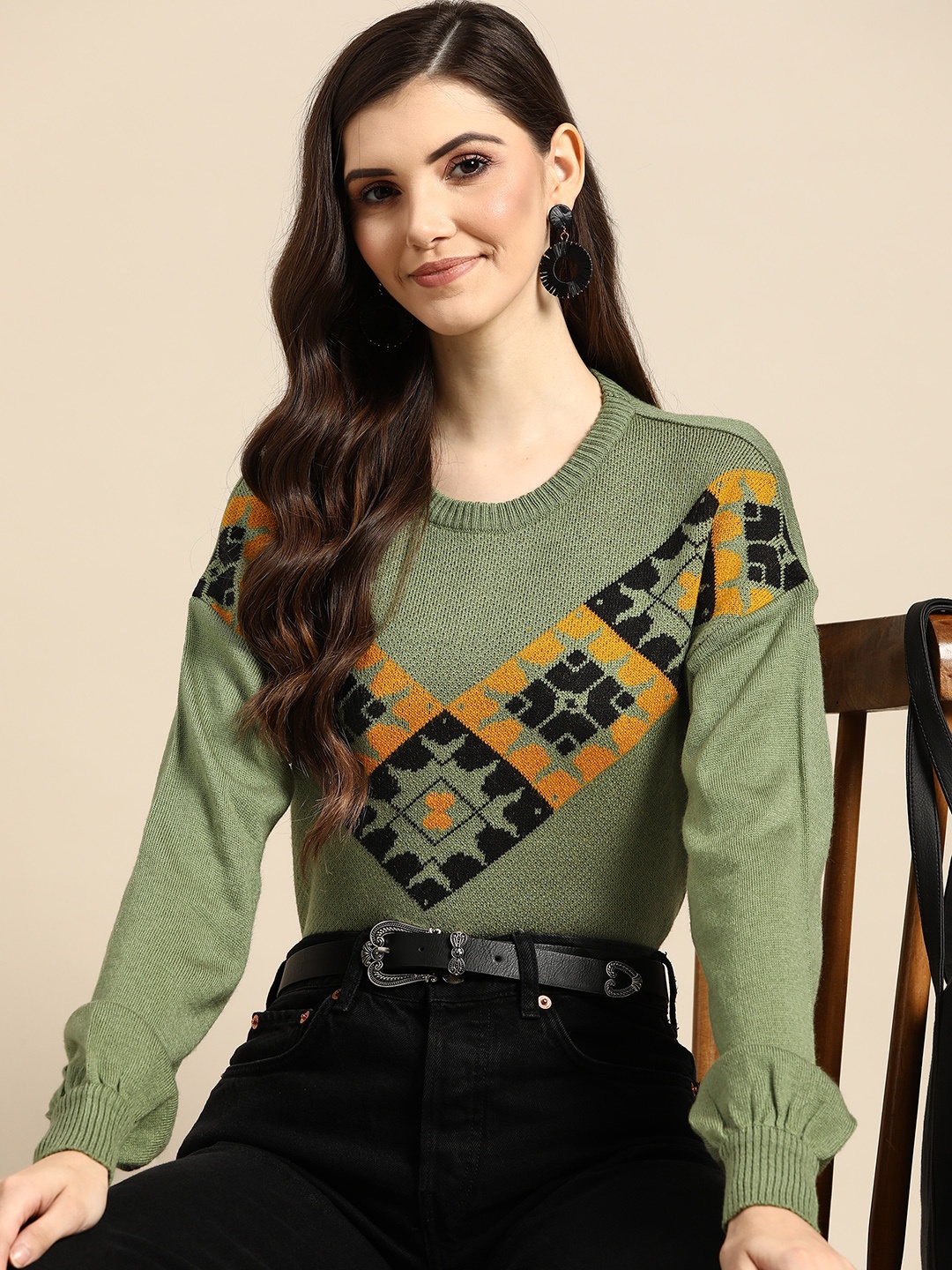 

Sangria Women Green & Black Printed Pullover