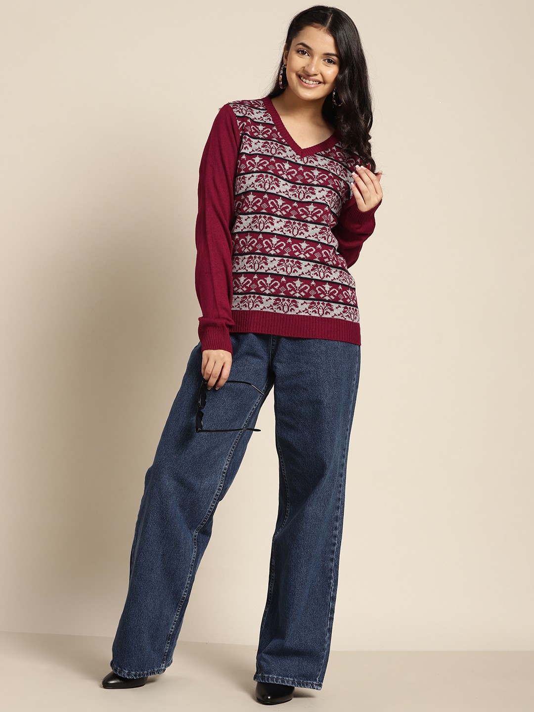 

Sangria Teen Girls Maroon & Grey Ethnic Motifs Patterned Pullover