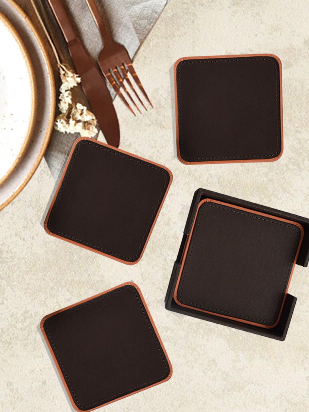 

Tranquil square Set Of 6 Brown Leather Coasters