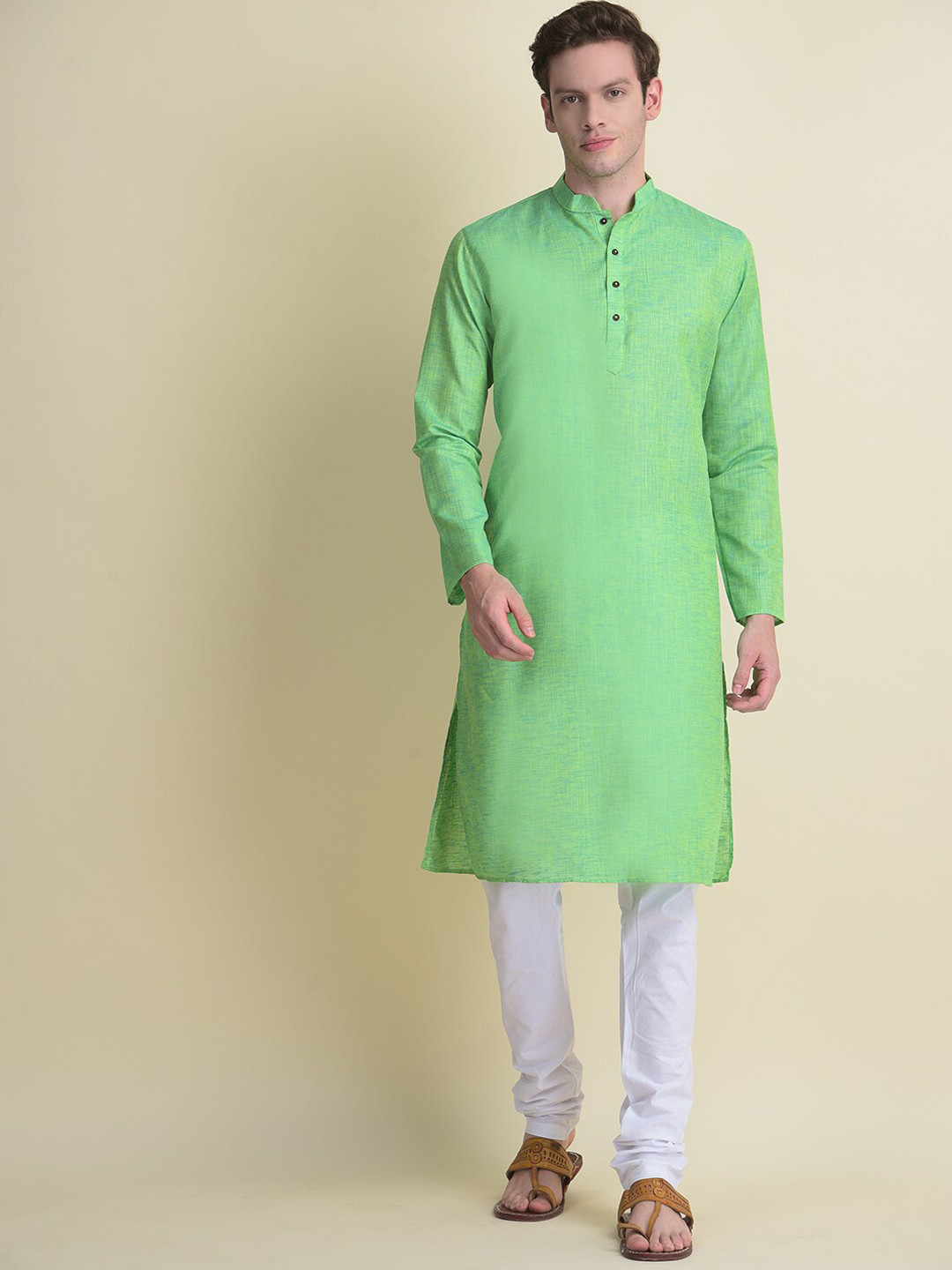 

NAMASKAR Men Green Cotton Linen Solid Kurta