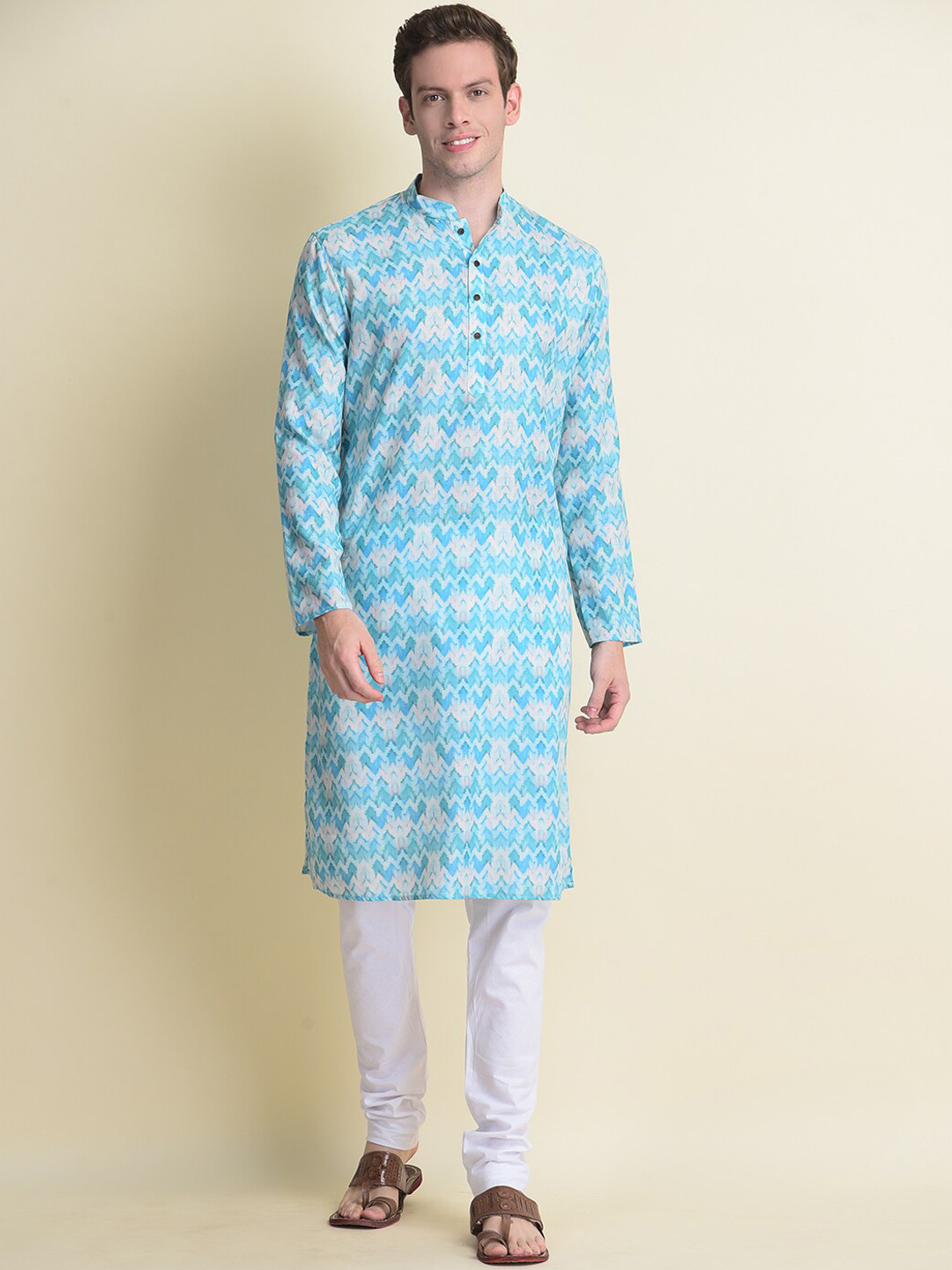 

NAMASKAR Men Blue Cotton Printed Kurta